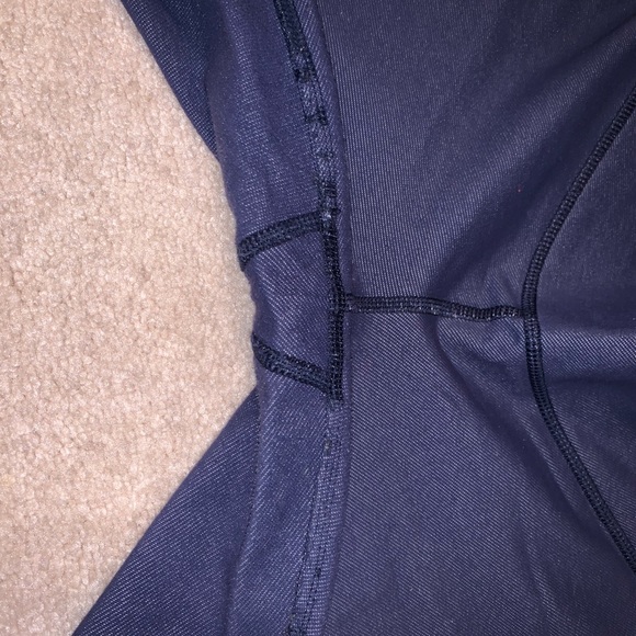 Lululemon Wunder Under Dark Blue Size 8 - Picture 5 of 8